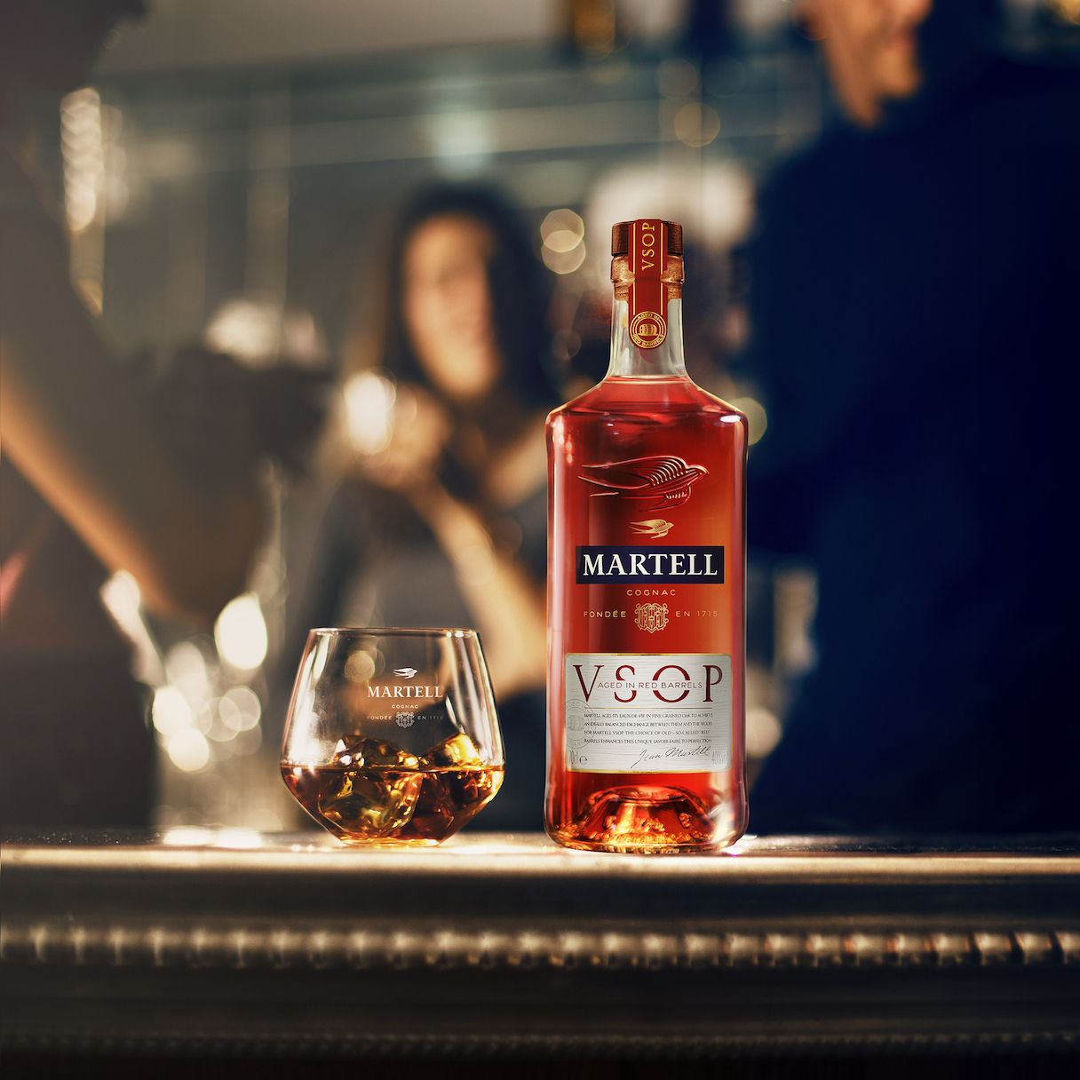 Коньяк Martell VSOP 1 л 40% в подарочной упаковке купить