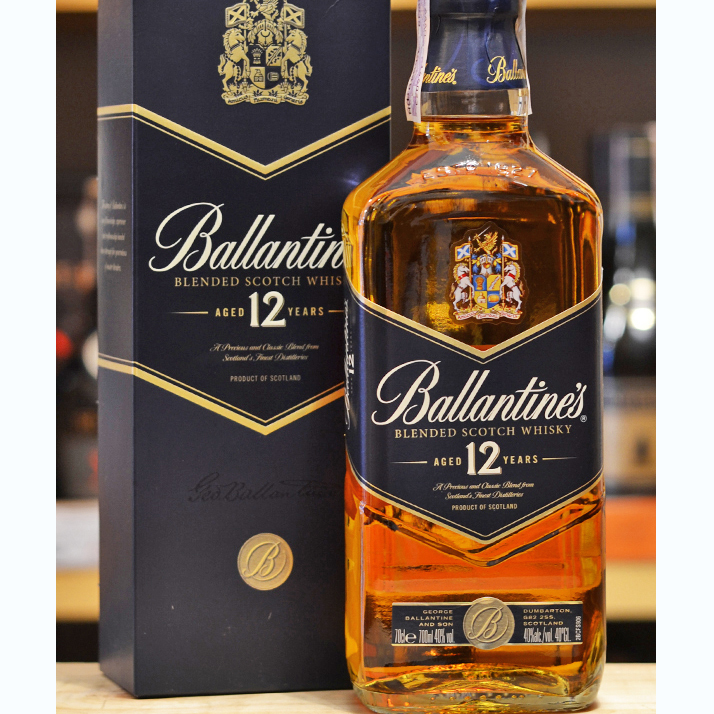 Виски Ballantine's 12 лет выдержки 0,7л 40% в подарочной упаковке купить