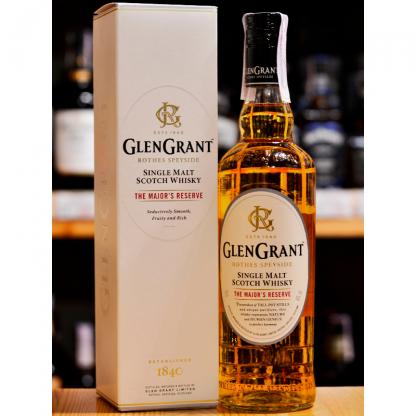 Виски The Glen Grant the Majors Reserve 5 лет выдержки 1 л 40% Крепкие напитки в RUMKA. Тел: 067 173 0358. Доставка, гарантия, лучшие цены!