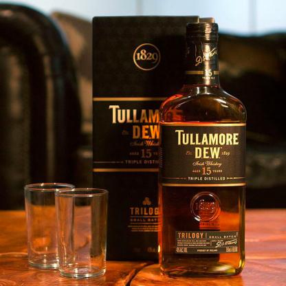 Виски Бленд Tullamore DEW 15 yo Trilogy 0,7л 40% Виски в RUMKA. Тел: 067 173 0358. Доставка, гарантия, лучшие цены!