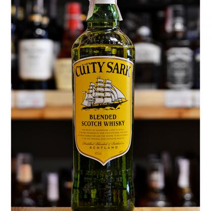 Віскі Cutty Sark 0,5 л 40% Міцні напої на RUMKA. Тел: 067 173 0358. Доставка, гарантія, кращі ціни!