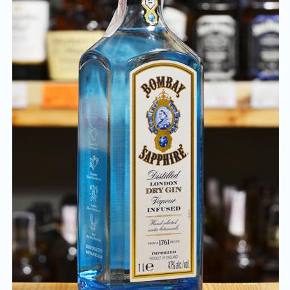Джин британський Bombay Sapphire 0,7л 47% Міцні напої на RUMKA. Тел: 067 173 0358. Доставка, гарантія, кращі ціни!