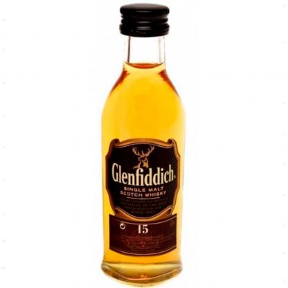 Виски односолодовый Glenfiddich 15 лет выдержки 0,05 л 40% Крепкие напитки в RUMKA. Тел: 067 173 0358. Доставка, гарантия, лучшие цены!