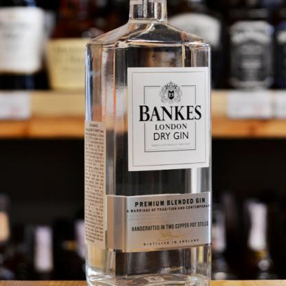 Джин Bankes London Dry Gin 1 л 40% Міцні напої на RUMKA. Тел: 067 173 0358. Доставка, гарантія, кращі ціни!