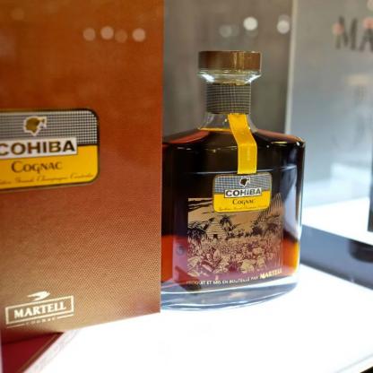 Коньяк Martell Cohiba 0,7л 43% в коробке Крепкие напитки в RUMKA. Тел: 067 173 0358. Доставка, гарантия, лучшие цены!