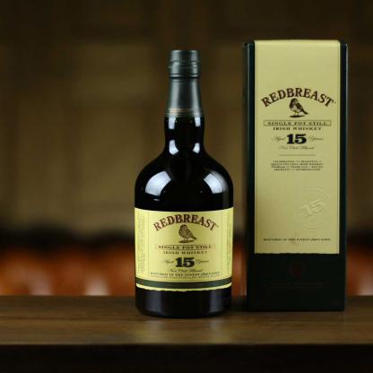 Виски Redbreast 15 лет выдержки 0,7 л 46% в подарочной упаковке Крепкие напитки в RUMKA. Тел: 067 173 0358. Доставка, гарантия, лучшие цены!
