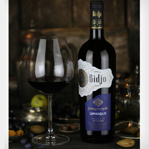Вино Bidjo Tsinandali белое сухое 0,75л 11-14% купить