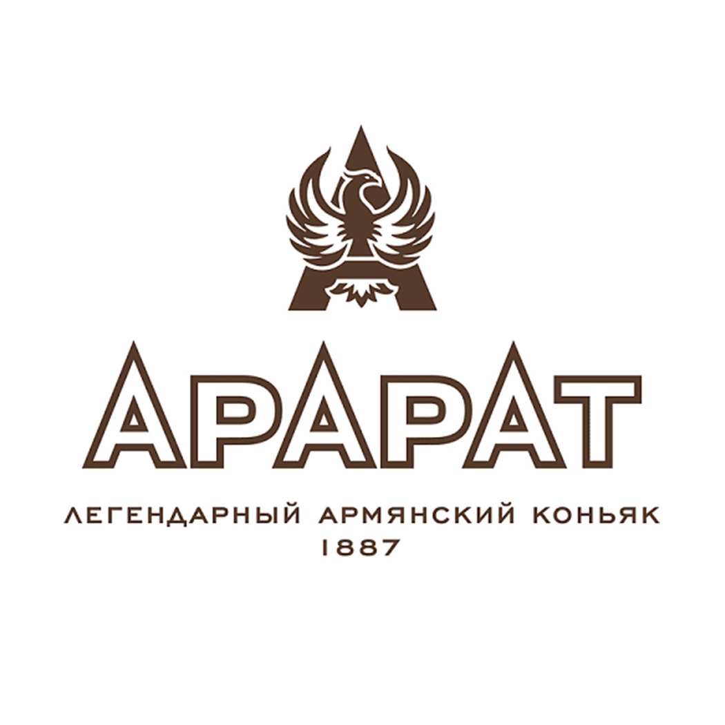 Набор бренди армянское Ararat Akhtamar 10 лет выдержки в коробке 0,5л 40% + 2 бокала в Украине