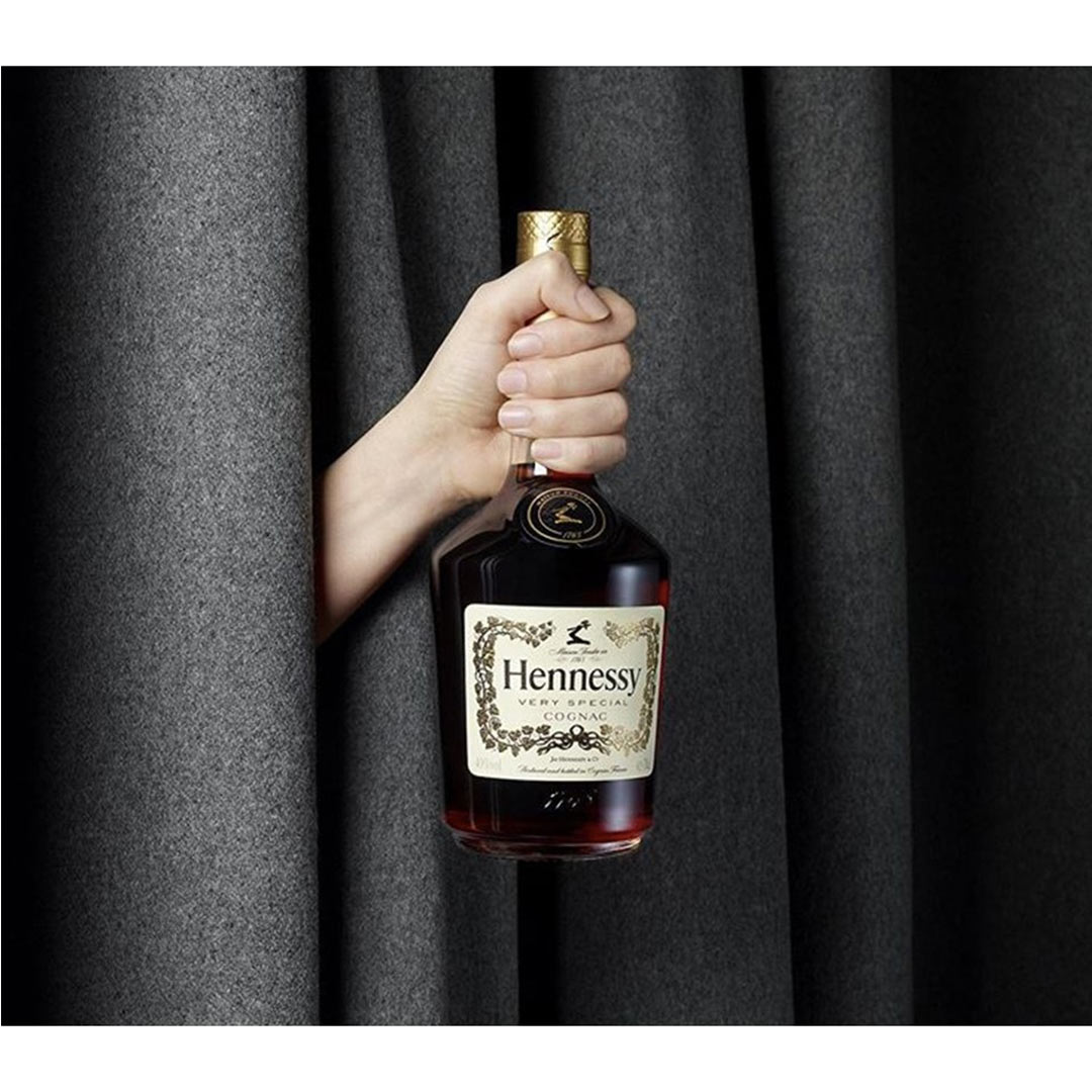 Коньяк Hennessy VS 40% 1,5л (0005) купить