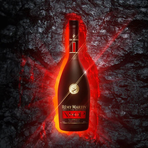 Коньяк Remy Martin VSOP 0,7л 40% в подарочной упаковке купить