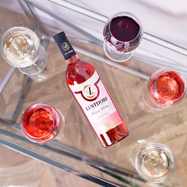 Вино Lustdorf Muscat Delice розовое полусладкое 0,75л 9-13% Вино полусладкое в RUMKA. Тел: 067 173 0358. Доставка, гарантия, лучшие цены!, фото3