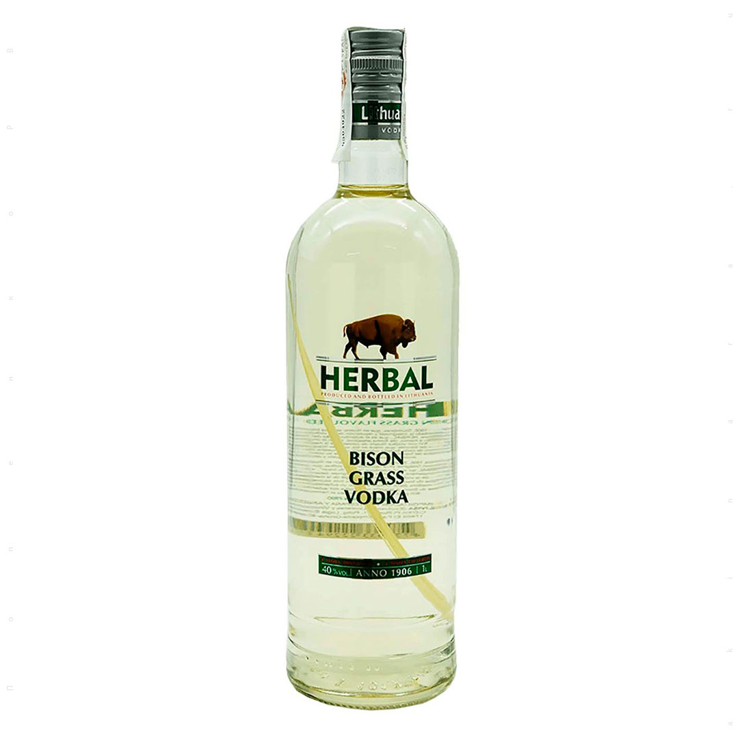 Напиток крепкий на основе водки и настойки Зубровки Herbal Bison Grass Vodka 1л 40%