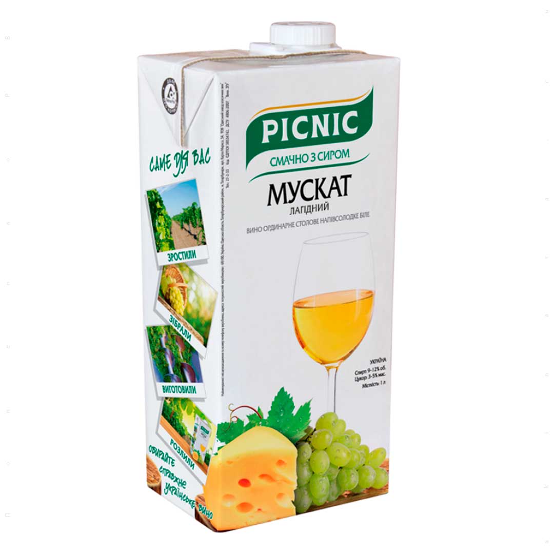 Вино Picnic Мускат Лагідний біле напівсолодке 1л 9-12%