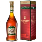 Армянский бренди Ararat Otborny 7 лет выдержки 0,7л 40% в коробке
