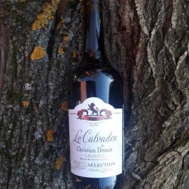 Кальвадос французский Christian Drouin La Blanche Eau de Vie de Cidre 0,7л 40% купить