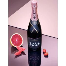 Шампанське Moet + Chandon Grand Vintage Rose сухе рожеве 0,75 л 11-13% у подарун. упаковці купити