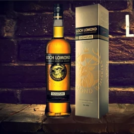 Виски Loch Lomond Signature 0,7 л 40% в подарочной коробке купить