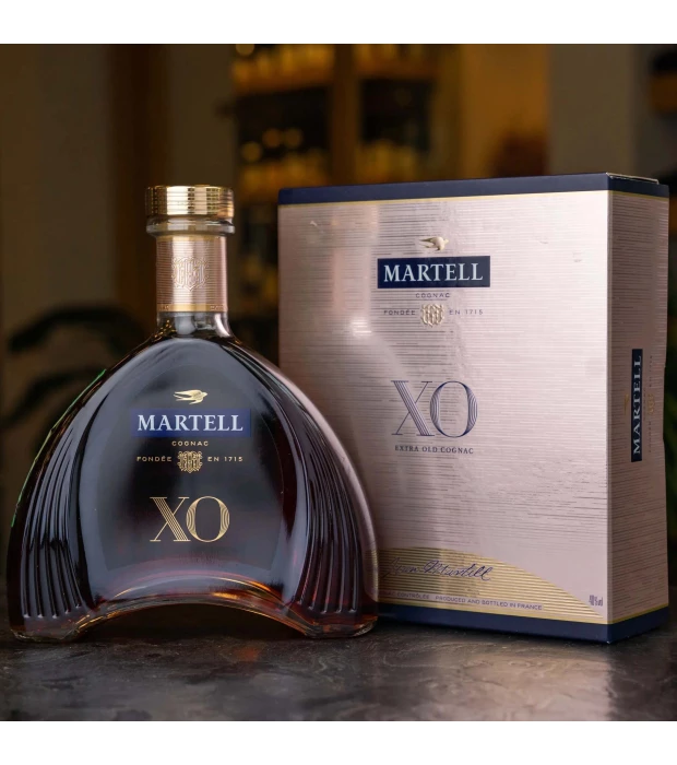 Коньяк Martell XO 0,7 л 40% в подарочной упаковке купить