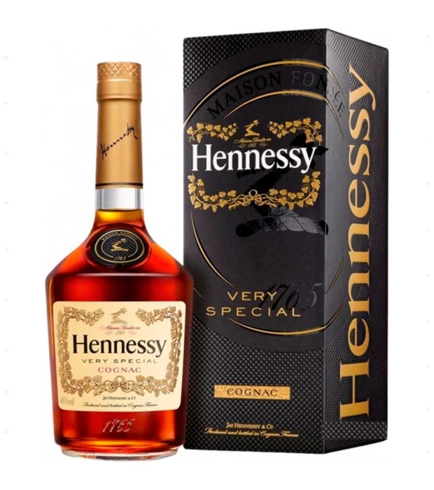 Коньяк Hennessy VS 4 года выдержки 0,7л 40% в коробке