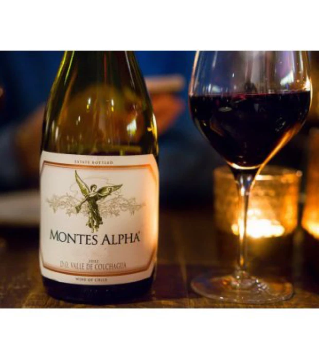 Вино Montes Alpha Chardonnay белое сухое 0,75л 13,5% купить
