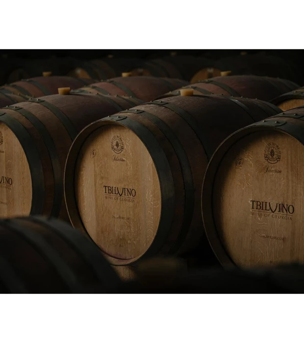 Вино Tbilvino Алазанская долина белое полусладкое 0,75л 11% купить