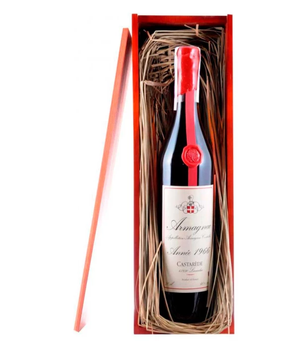 Арманьяк Castarede 1944 Armagnac Castarede (деревянная коробка) 0,7л 40%