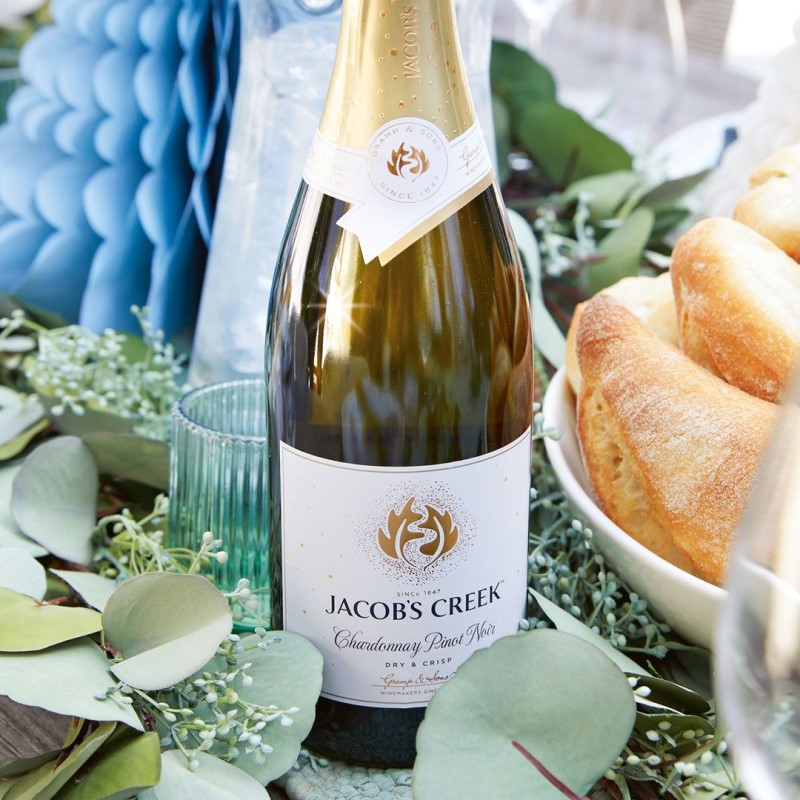 Вино игристое Jacob's Creek Chardonnay Pinot Noir белое сухое 0,75л 10-13% купить