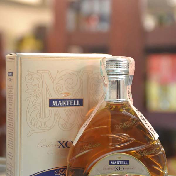Коньяк Martell XO 0,7 л 40% в подарунковій упаковці купити