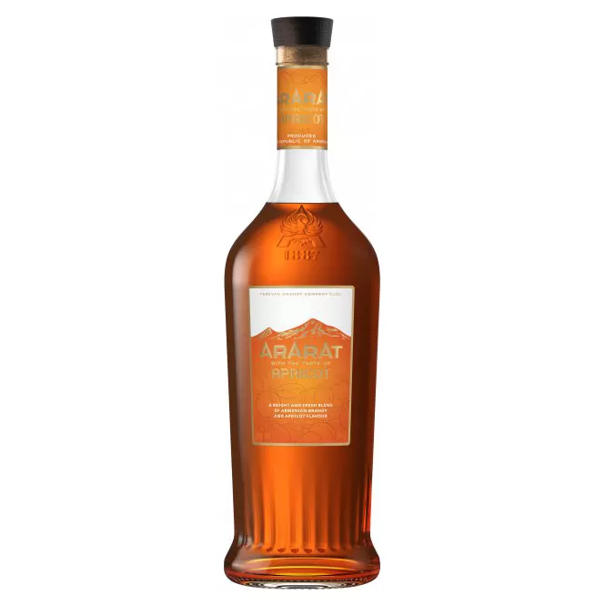 Крепкий алкогольный напиток Ararat Apricot 0,7 л 35%